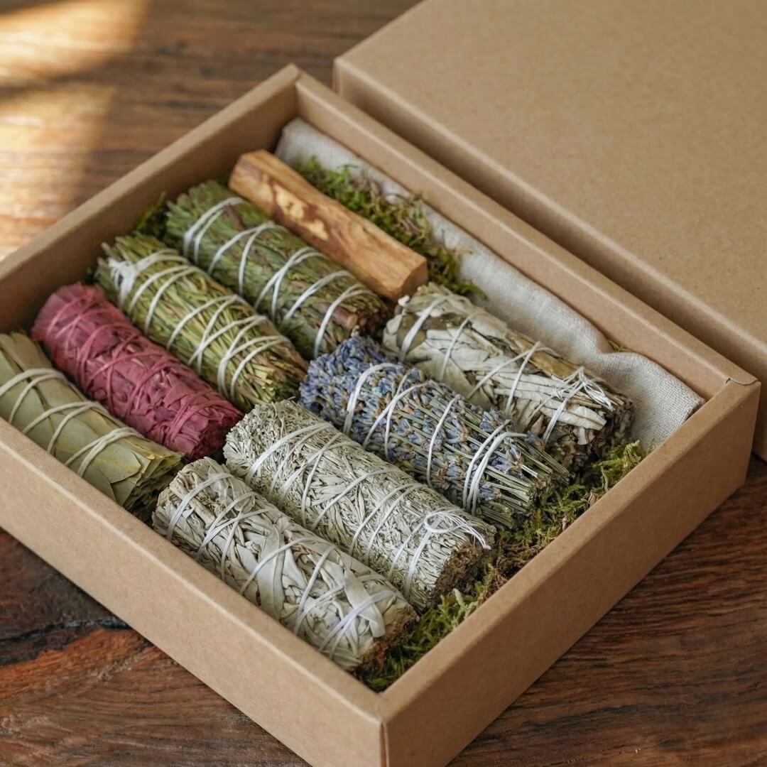 Natural Botanical Smudge Bundles