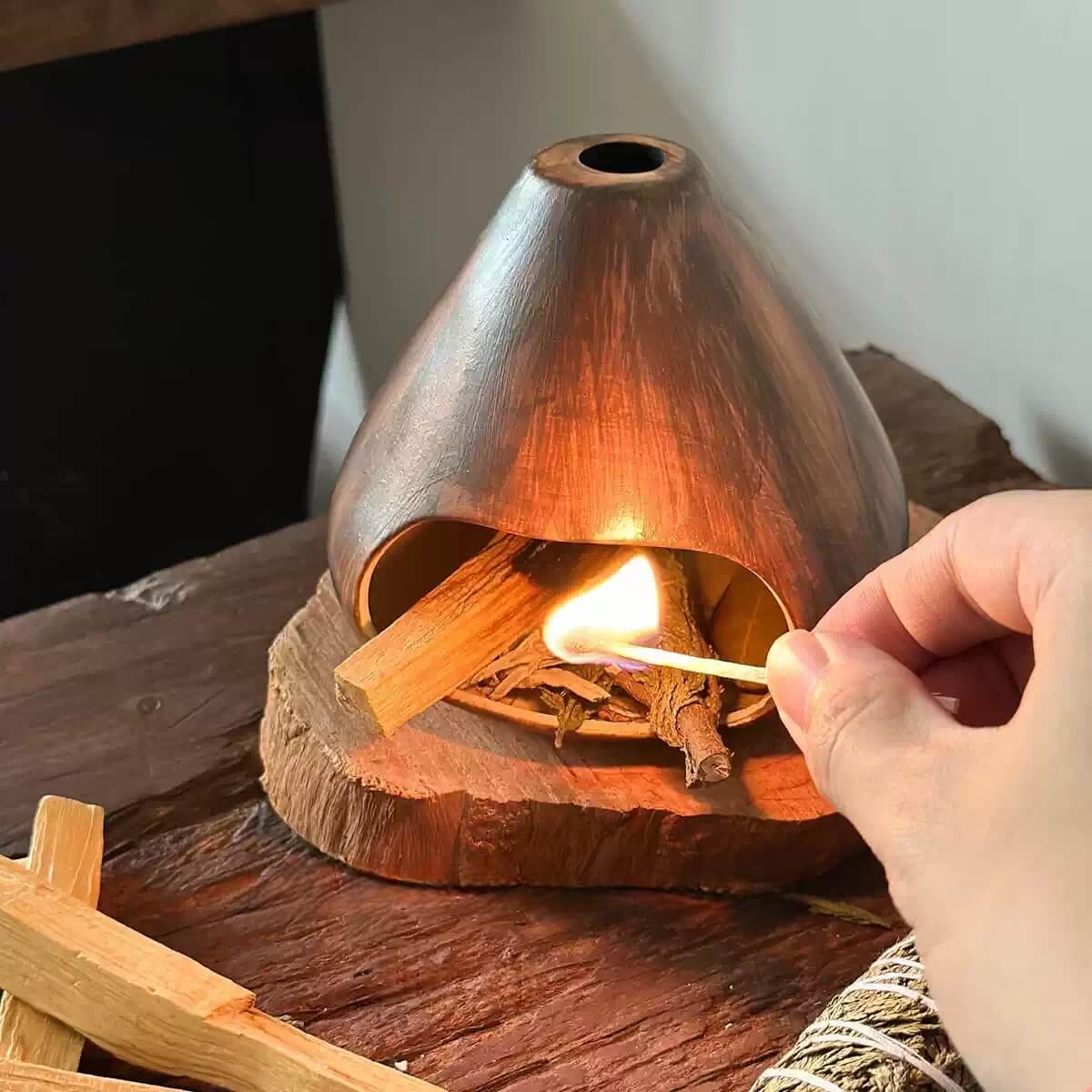 Handmade Wood-Texture Ceramic Incense Burner – Natural Fireplace Style