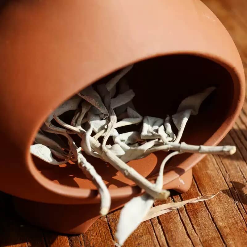 Handmade Ceramic Incense Burner – Modern Fireplace Style