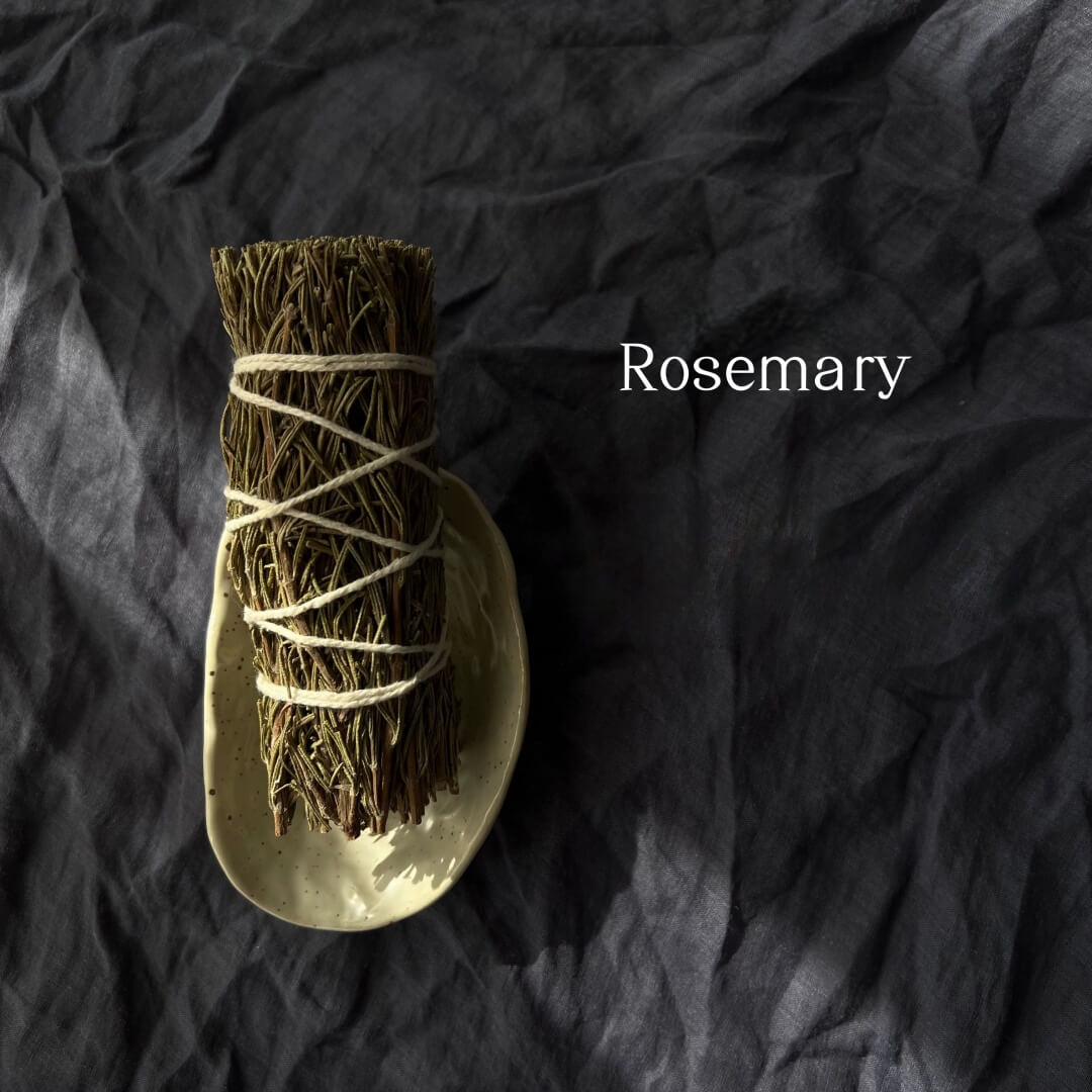 Natural Botanical Smudge Bundles