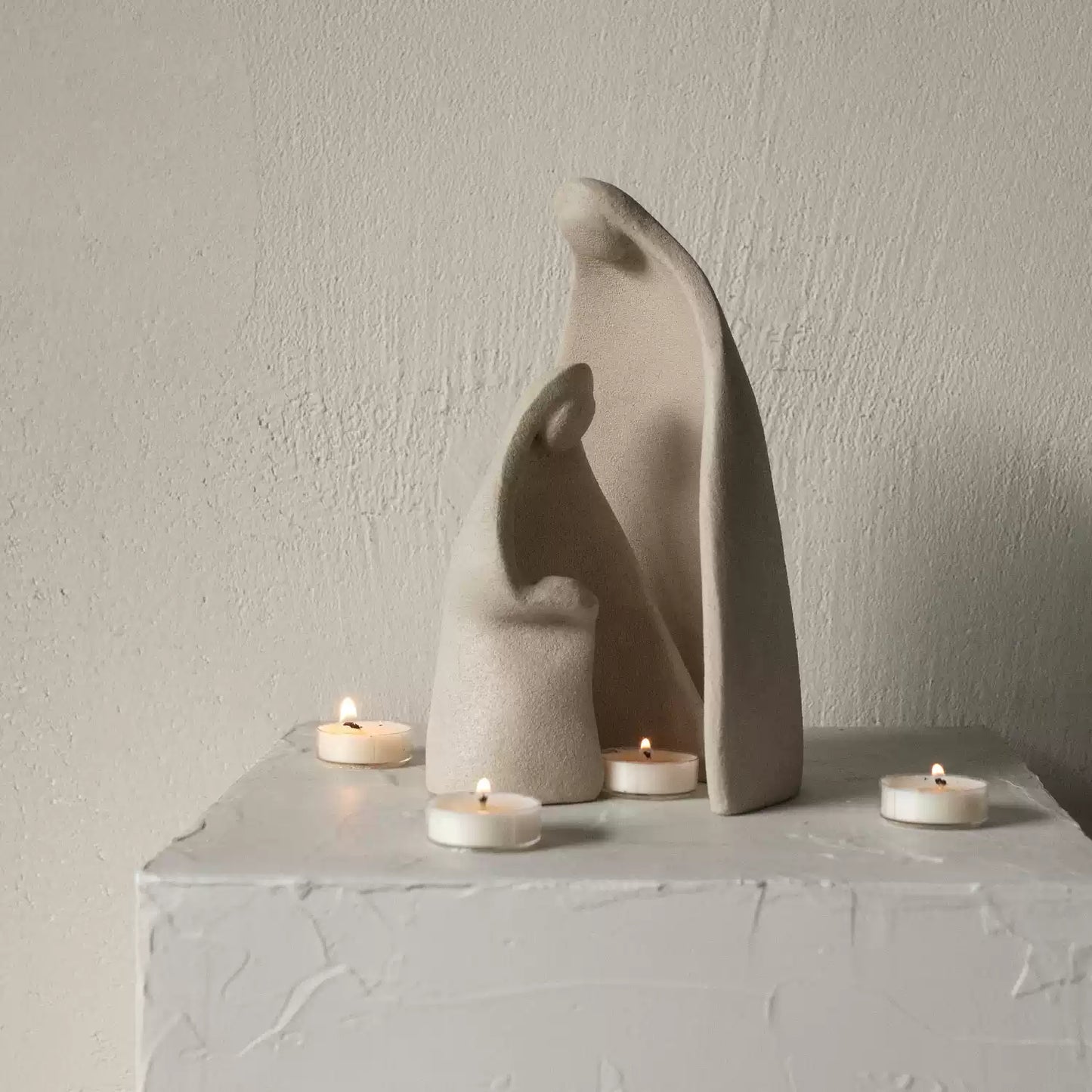 Light Keeper – Minimalist Candle Sculpture