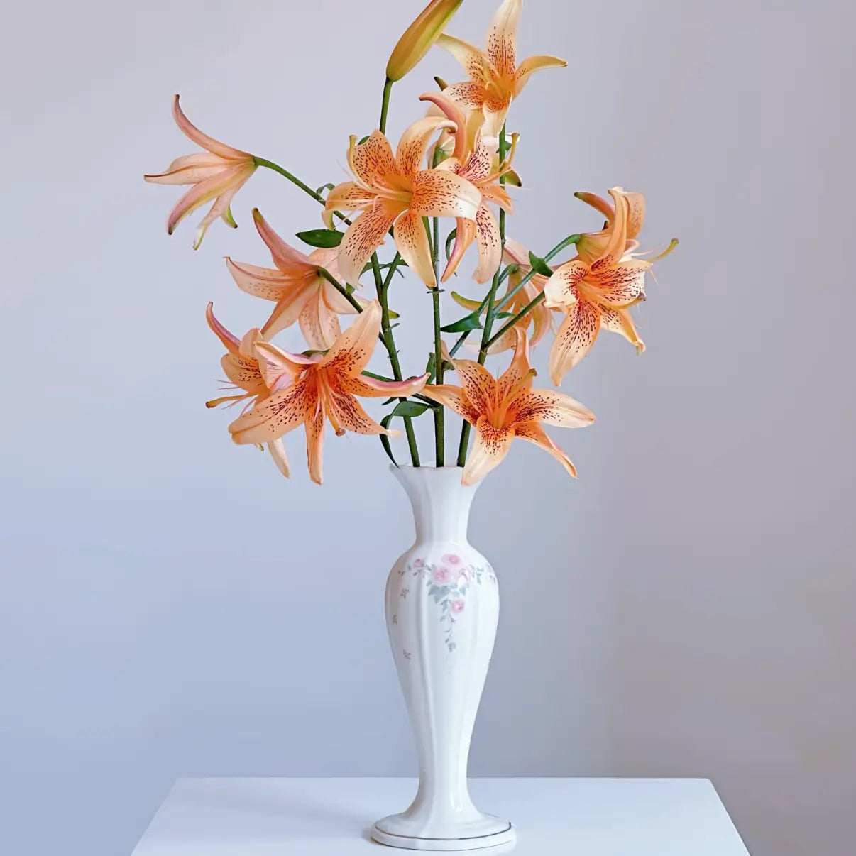 Vintage-Inspired Floral Ceramic Vase with Pink Rose Detail